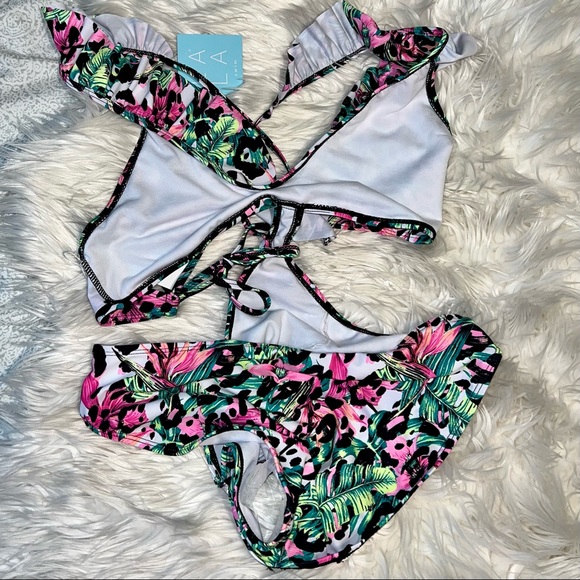 🖤🎉NWT - Floral Animal Print One Piece Swimsuit LA LA Swim - Picture 6 of 7